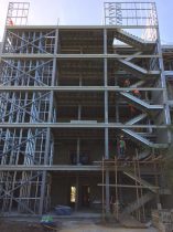 Hotel Sanctuary. Casas de Acero