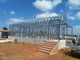 Unifamiliar Villarreal. Casas de Acero