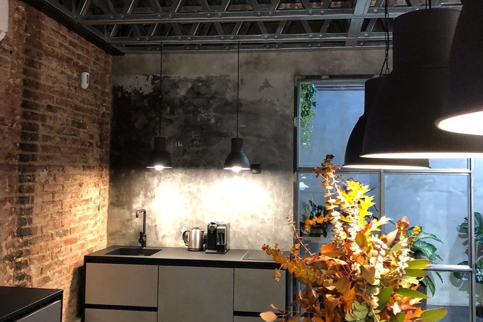 Oficinas Barcelona. Casas de Acero